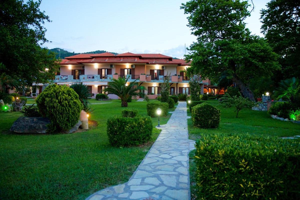Stamos Apartments And Studios Vourvourou Exterior foto